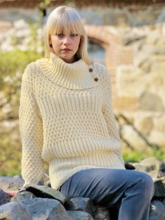 Genser med knappet krage