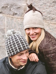 Hatt med edderkopp eller elg