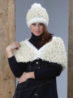 Skuldervarmere og lue