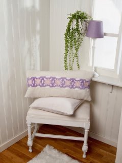 Heklet firkantet pute