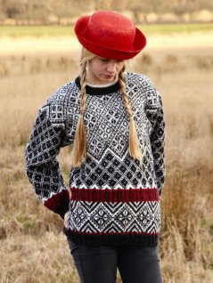 Genser i Superwash Sapphire