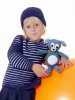 Strikket stripete genser og lue