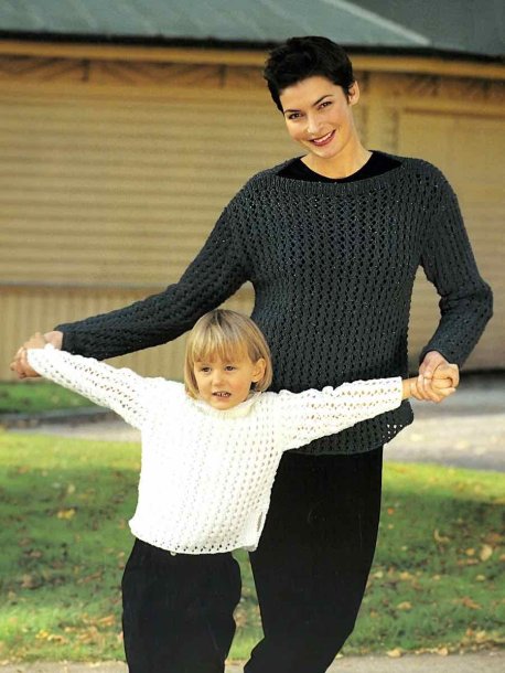 Blondestrikk med båthals for barn og dame