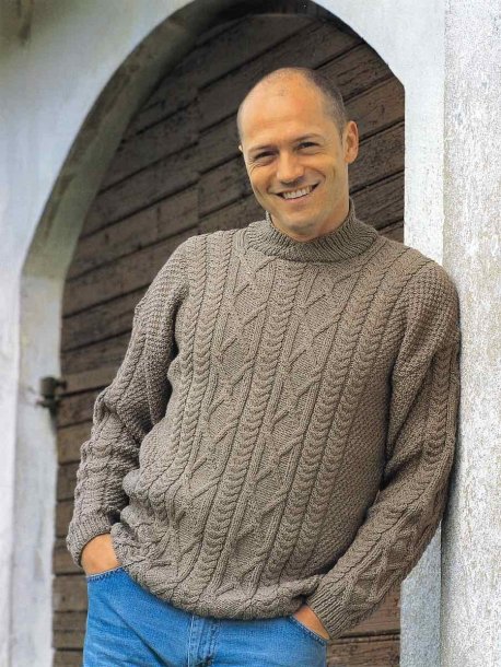 Flätstickad herrpullover