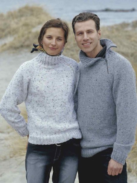 Slätstickad raglantröja med dragkedja