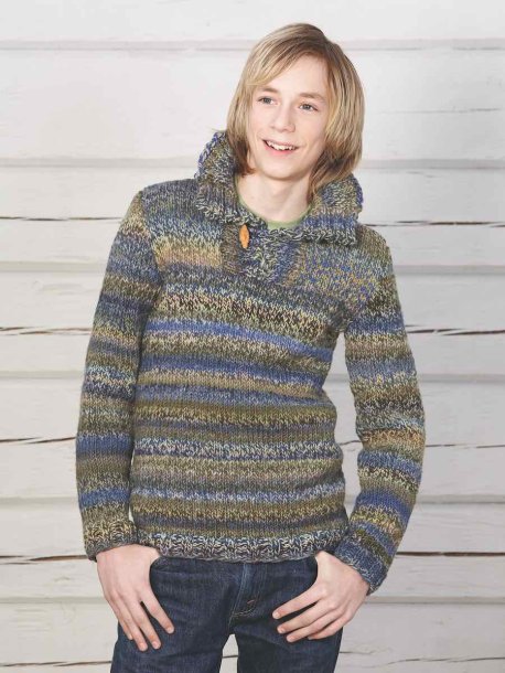 Ensfargede gensere og ribbestrikket skjerf