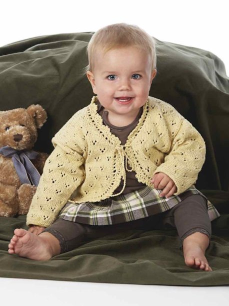 Blondestrikket cardigan med heklet kant