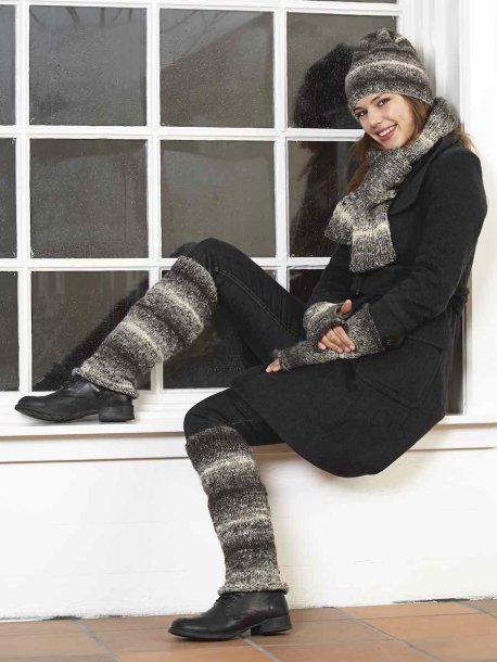 Lue, skjerf, ben- og håndleddsvarmere