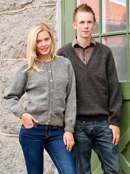 Ensfargede raglangensere og cardigans