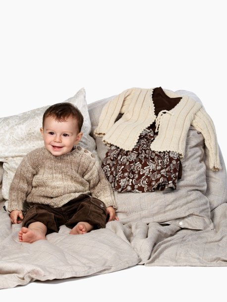 Cardigan og genser i ribbestrikket