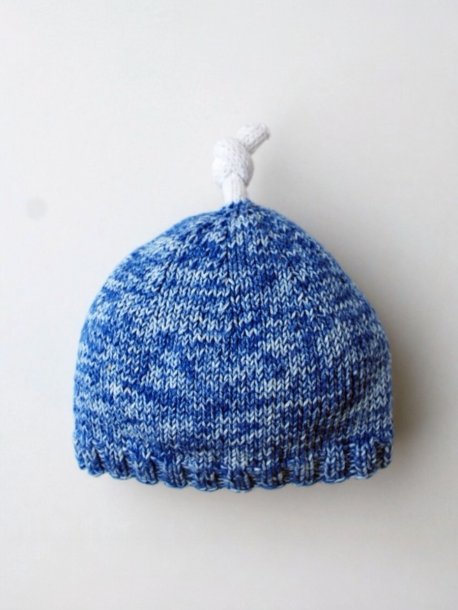 Stripete cardigan, genser, bukse og lue