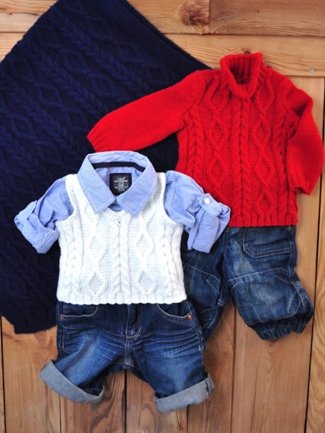 Flätstickad tröja, slipover och filt