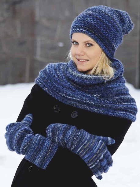 Mössa, vantar och halsdukspolo