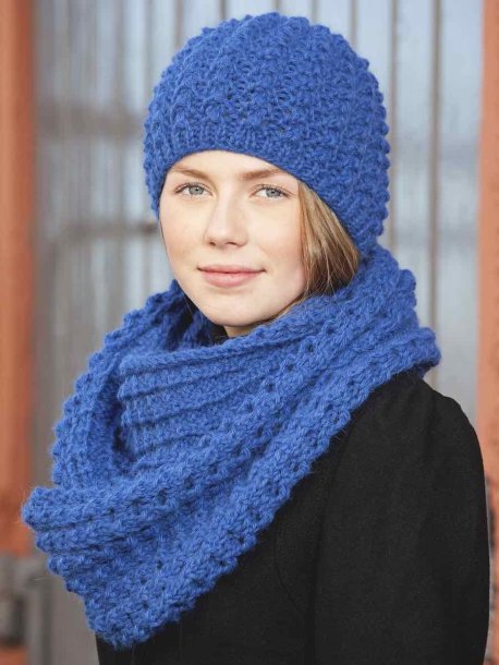 Mössa och halsdukspolo