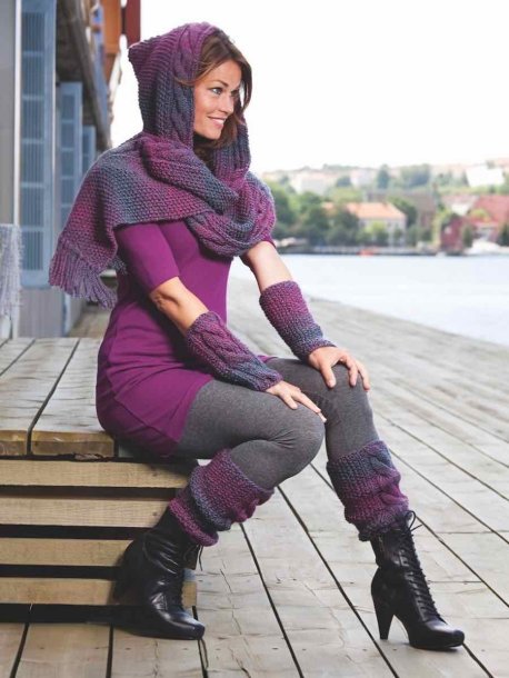 Flätstickad halsdukshuva, puls- och benvärmare