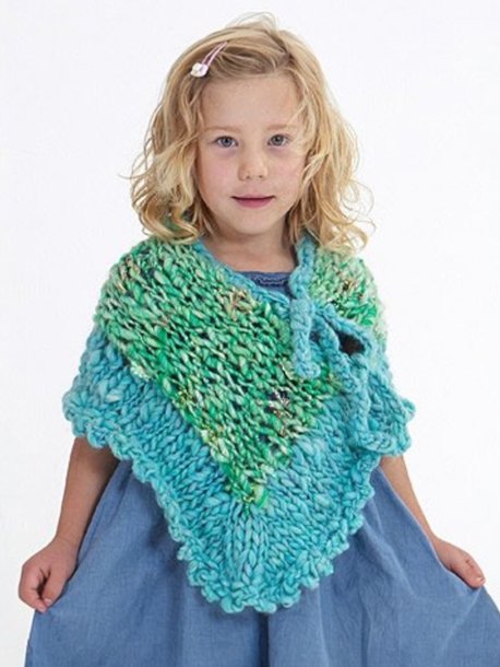 Strikket poncho og lue