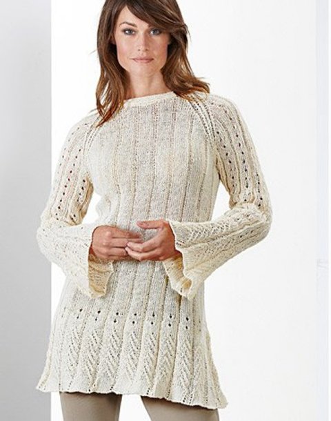 Blondestrikket tunika med løs krage