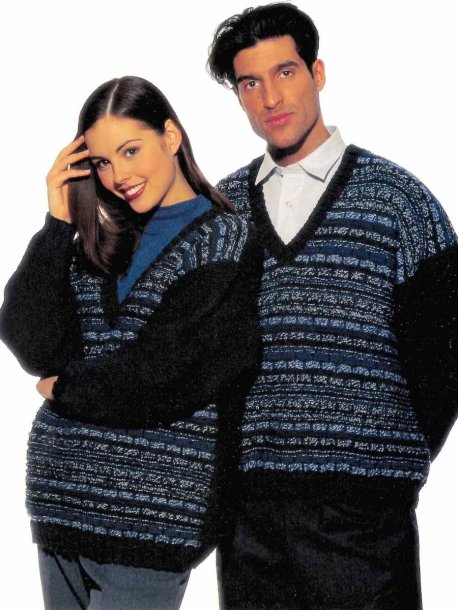 V-ringad dam och herrtröja