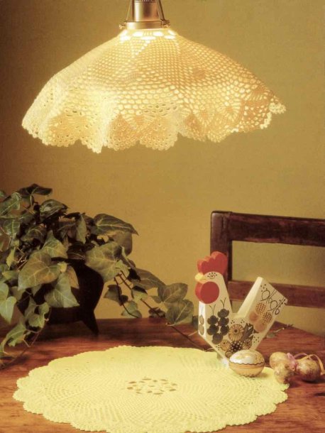 Rund duk och lampslöja